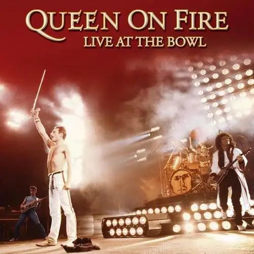Queen 皇后乐队-《Queen On Fire_ _ Live at the Bowl》