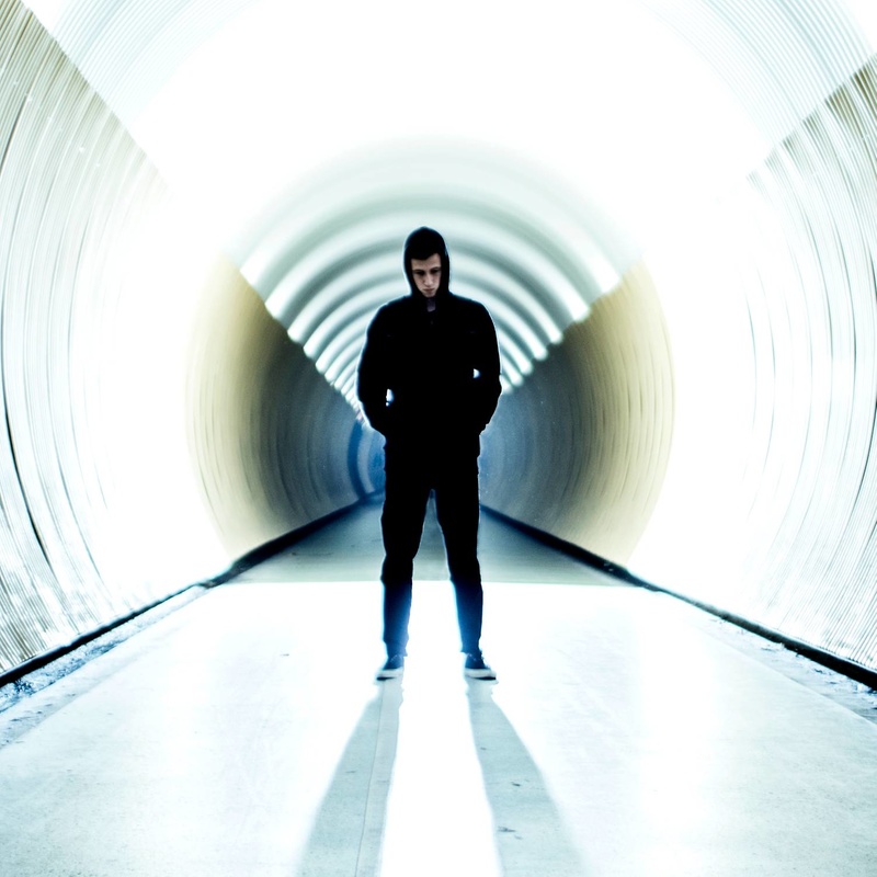 Alan Walker艾伦·沃克-《Faded (Remixes)》